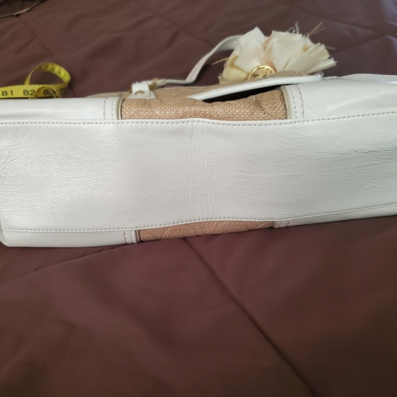 Coach Spring/Summer Tote - Picture 6 of 6